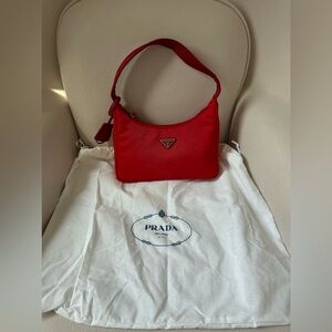 Prada Re-Edition 2000 Mini Nylon Bag in Red